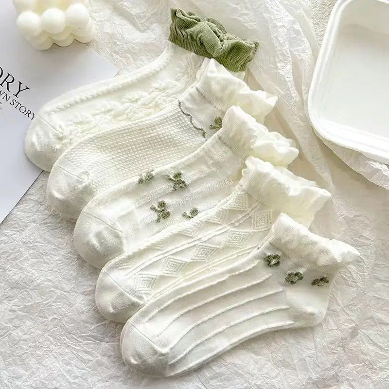 Stay Stylish this Season with Cute Japanese Lace Low-Top Socks in White for Spring and Summer-10PRS